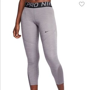 Nike Pro Leggings in Gunsmoke